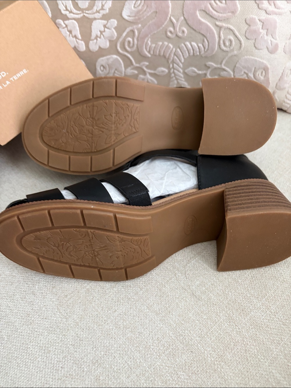 Dr. Scholl's Rate Up Day Fisherman Sandals - Picture 3 of 6